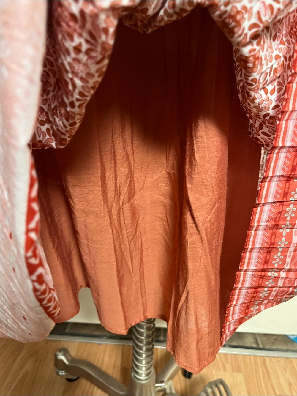 Current Air Lillian Midi Dress Pink Floral Split Neck Cottagecore Dress Medium - Picture 10 of 12